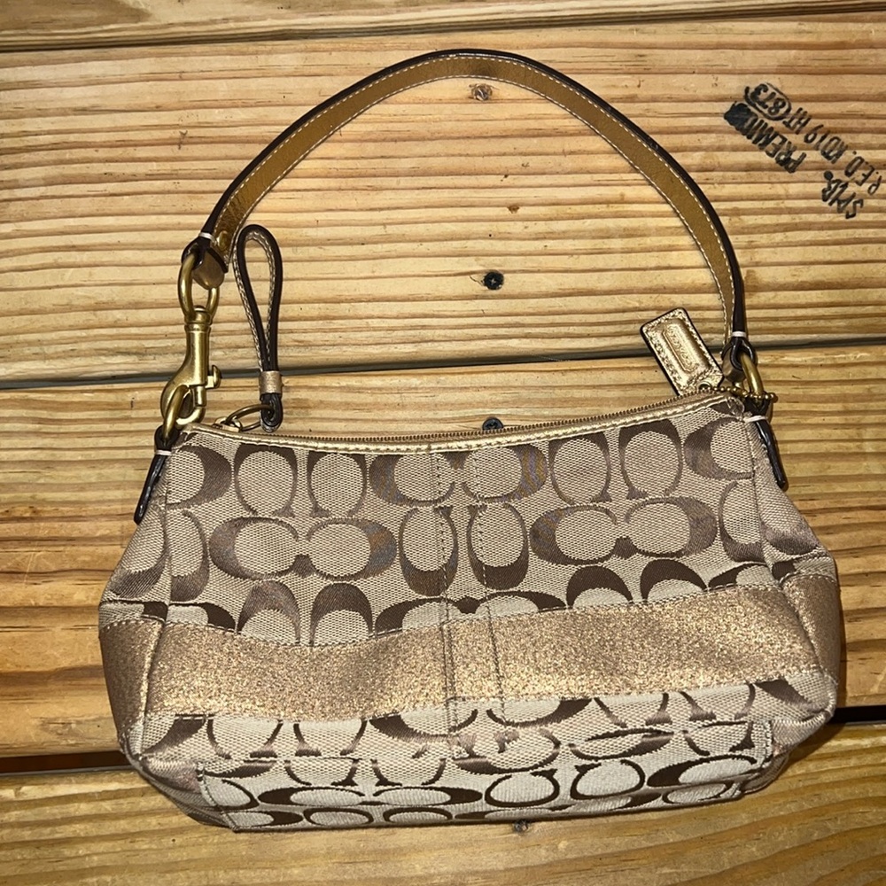 Coach shoulder bag